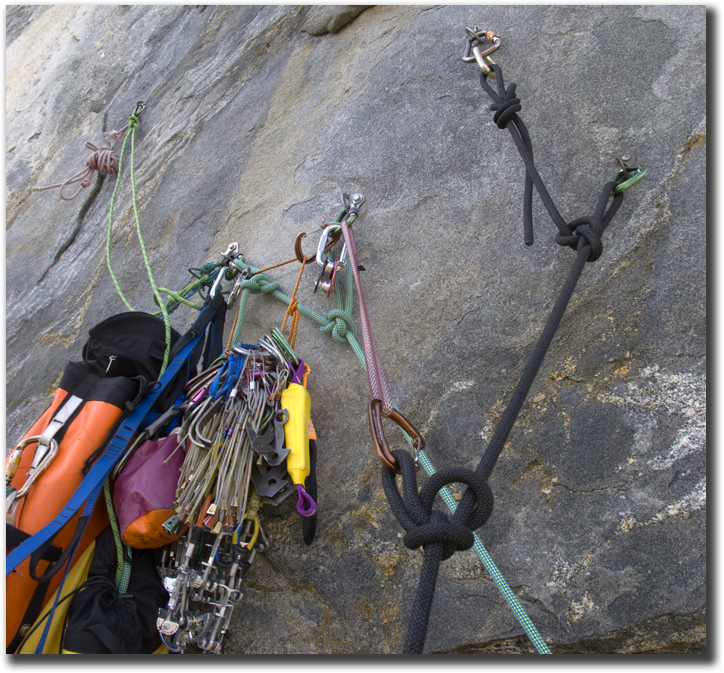 Using a rope to make a tensionless tree anchor — Alpine Savvy